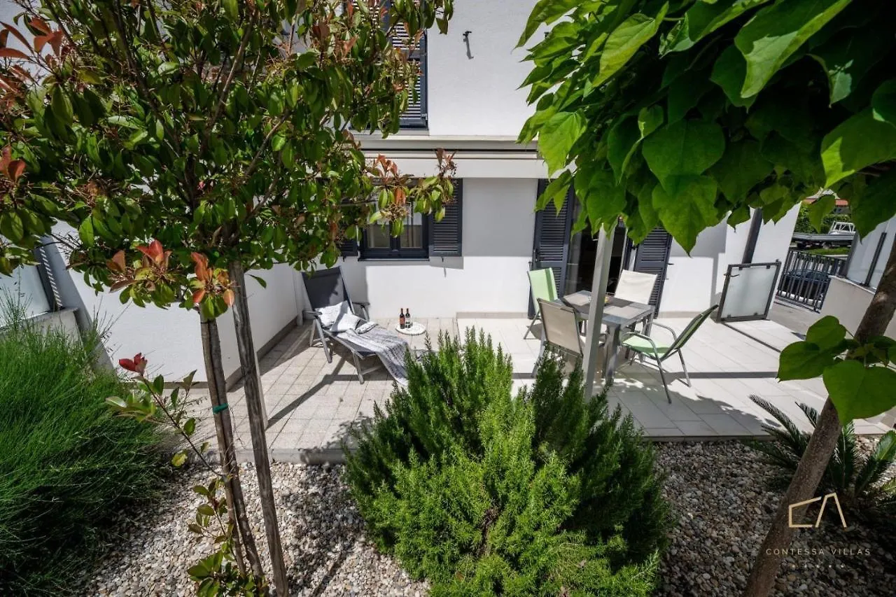 Apartments Iskra مالينسكا بيت ضيافة