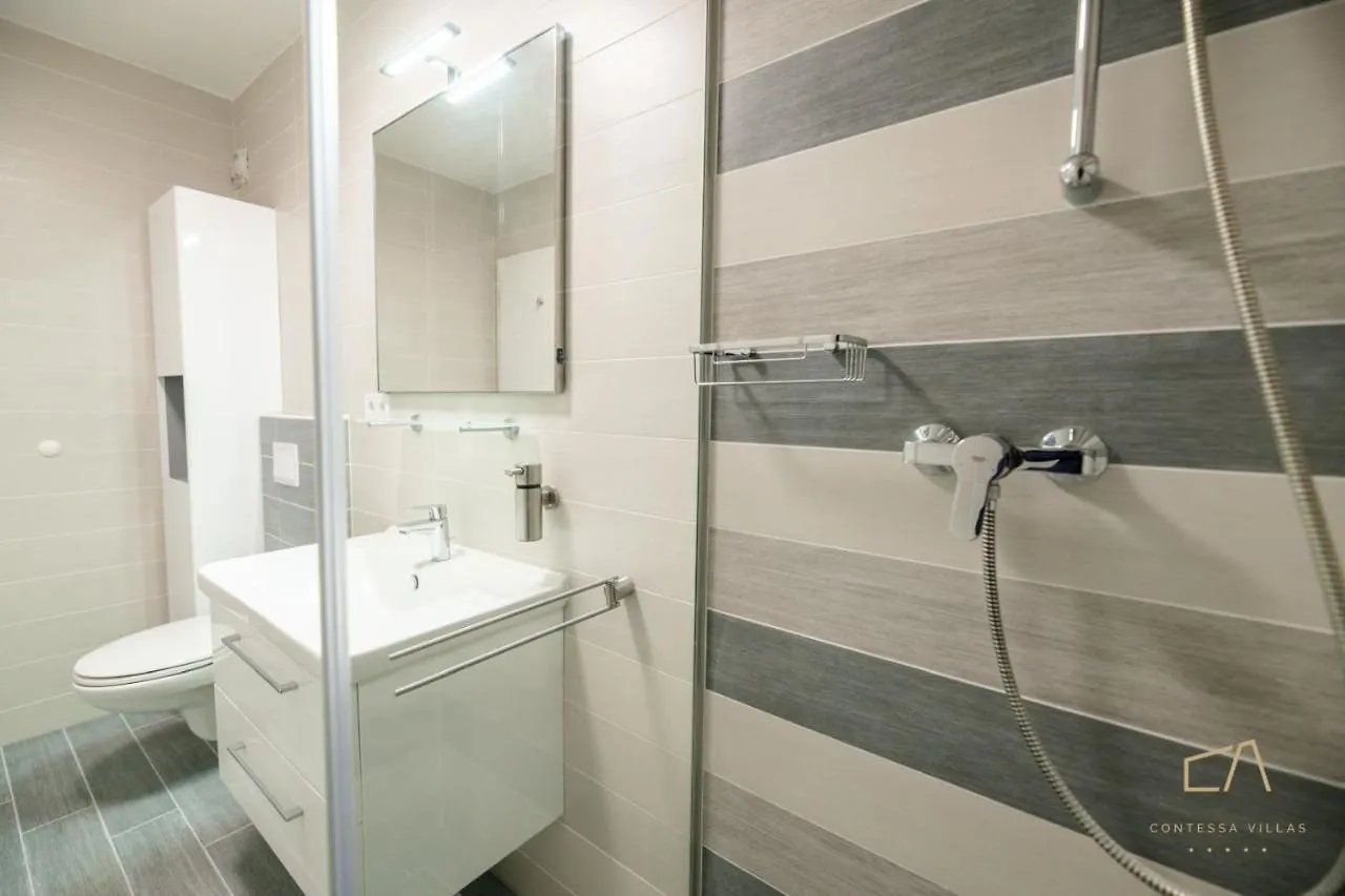Apartments Iskra مالينسكا بيت ضيافة