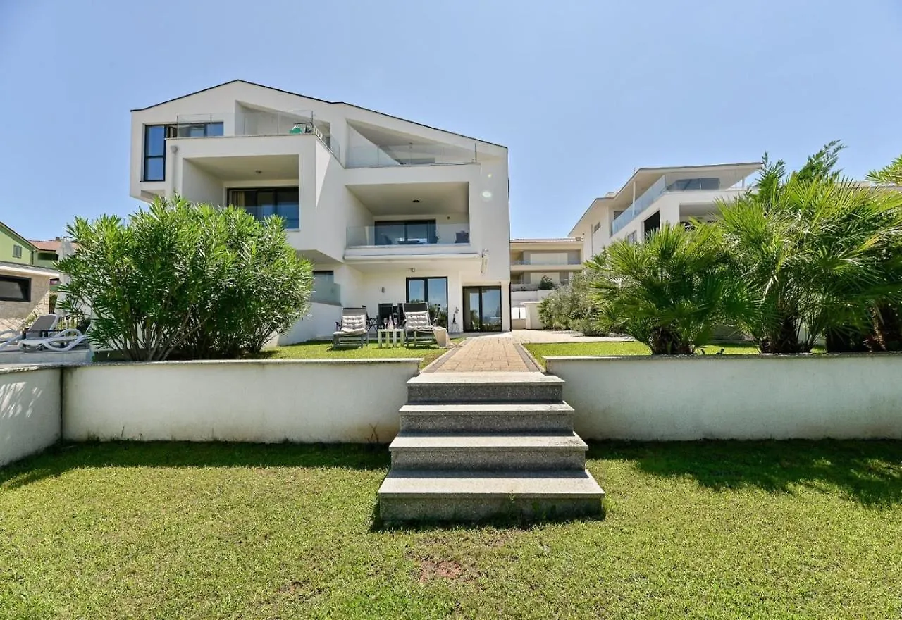بيت ضيافة Apartments Iskra مالينسكا